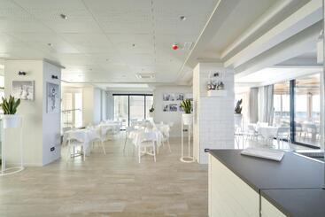 בית מלון כפרי Nautilus Family