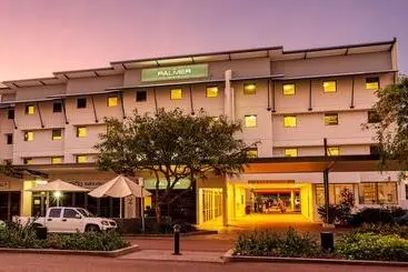 هتل The Palmer Collective