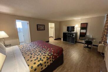 فندق Economy Inn