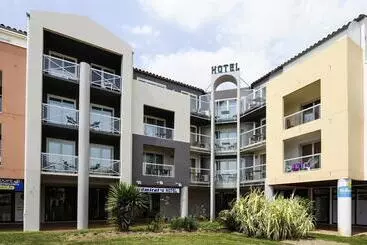 Отель The Originals Boutique, Hôtel Admiral S, Les Sablesd Olonne