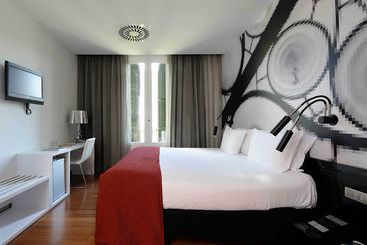 هتل Sonder Paseo De Gracia