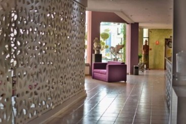 هتل Real Azteca Boulevard