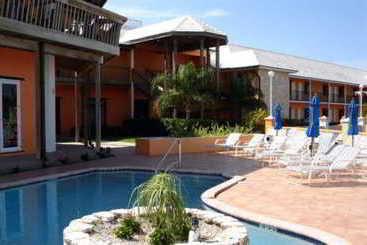 هتل Running Mon Resort By Kees Vacations