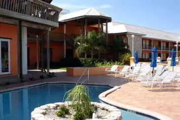 Hotelli Running Mon Resort By Kees Vacations