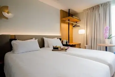 هتل Golden Tulip Villepinte Roissy Parc Des Expositions