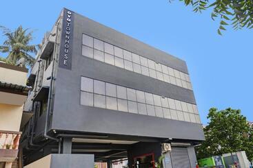 Hotel Super Townhouse Inn24 Airport