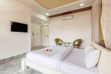 Resort Otel Ayurkutir Villa By Stayvista Pool, Gym, And Snooker Table For Your Ultimate Relaxation And Enterta