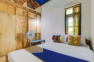 Hotel Oyo 90137 Griya Homestay Family