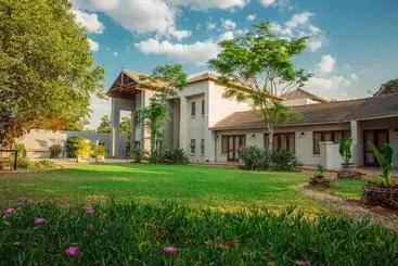 Pensión Tamboti Guest Lodge