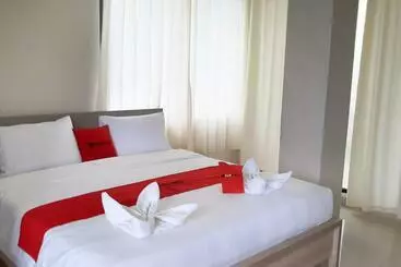 Pensjonat Reddoorz Plus @ Bitung City Center
