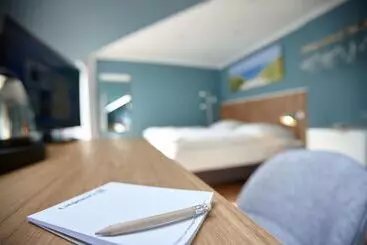 Hotell Liegeplatz 13 Kiel By Premiere Classe