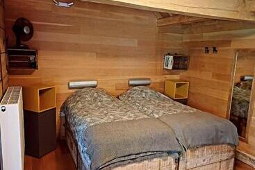 住宿加早餐 De Linderd