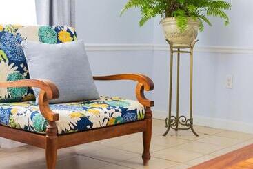 هتل Arawak Bay: Inn At Salt River