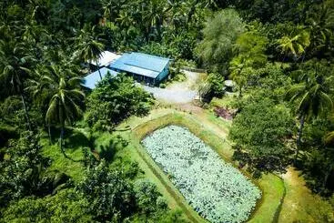 ペンション Avian Garden Udawalawe