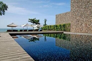 Tolani Resort Kui Buri