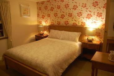 ベッドアンドブレックファースト Mountain Inn