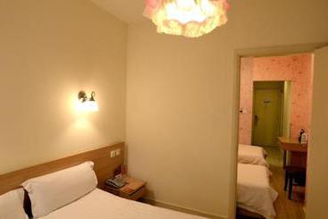 Hotel 24k International S Nanjing Road Pedestrian Street