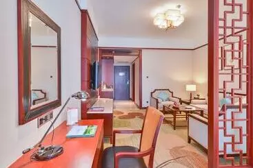 Hotel Guangzhou Baiyun International Convention Center