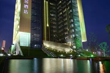 Mercure Suzhou Park Hotel & Suites