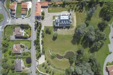 בית מלון כפרי Eclosion Château Hôtel & Restaurant