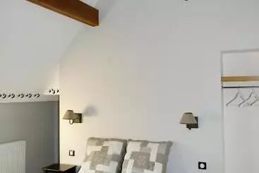 Hotel La Ferme Aux Charmes