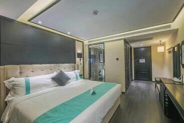 Xana Hotelle Nanchang Tengwang Pavilion Wanshougong