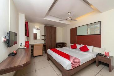 Otel Eshis Golden Manor