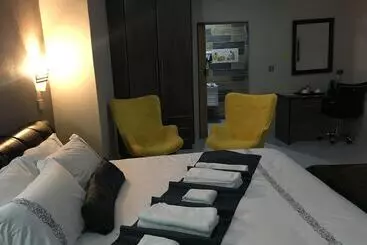 Pension Kanyi Guest House