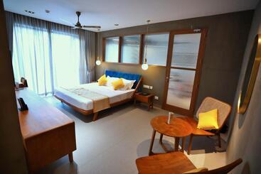 هتل E.05 City Inn