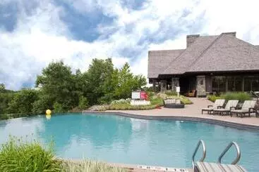 Hotel Muskoka Bay Resort