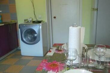 مبيت وإفطار Na Golubom Ozere