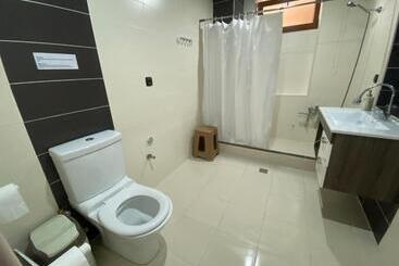 بنسيون Aloft House