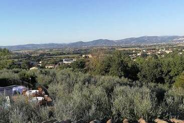 קוטג'' La Macina Di Bettona