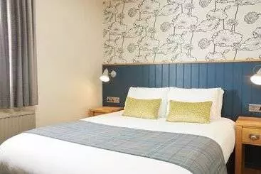 Red Lion Hotel By Greene King Inns