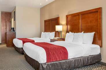 فندق Comfort Inn At Convention Center