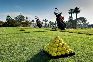 בית מלון כפרי La Finca Resort