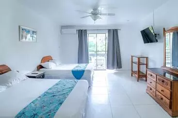 Курорт Negril Beach Club