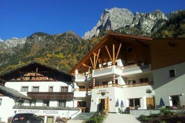 ホテル Argentum By Bergkristall