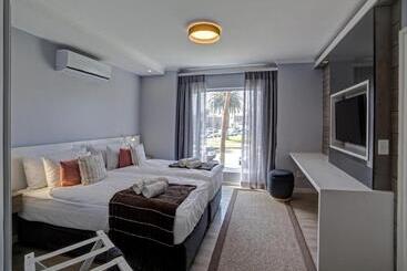 هتل Atlantic Garden Boutique