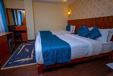 Satkar Hotel And Spa