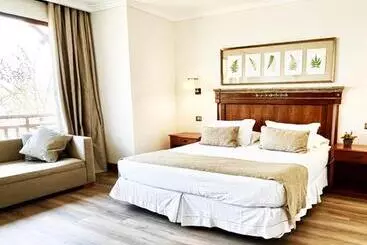 Termas De Jahuel Hotel & Spa