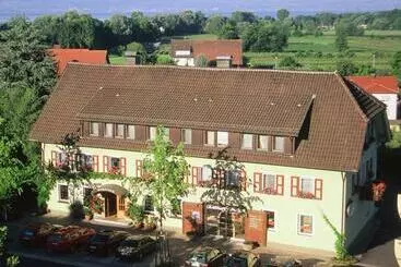 Retkeilymaja Gasthaus Zum Rebstock