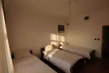 Nocleg ze śniadaniem Kose Pension