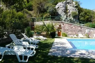 ペンション Guest House Jadran Pol
