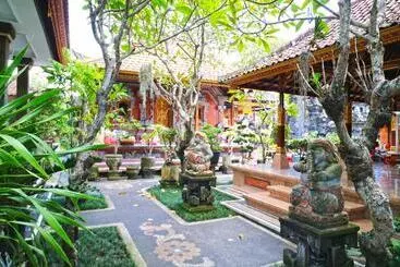 ペンション Jungut Guest House