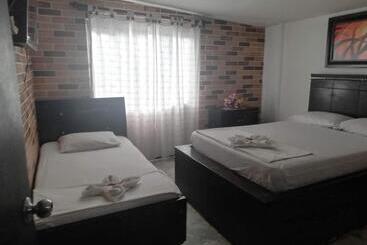 ホテル Avenida Neiva