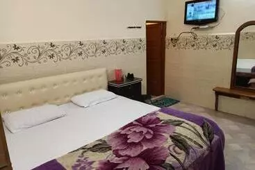 Hotel Colva Beach Xaviers Guest House