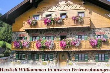 Hotell Bernerhof Ferienwohnungen Schmuck