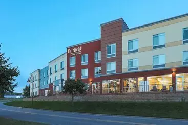 Hotelli Fairfield Inn & Suites Marquette
