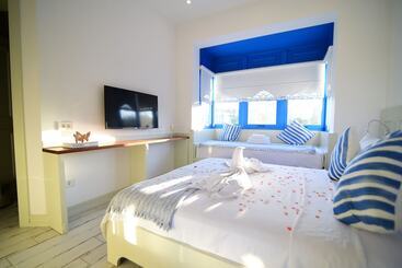 Rhodium Hotel Alaçatı